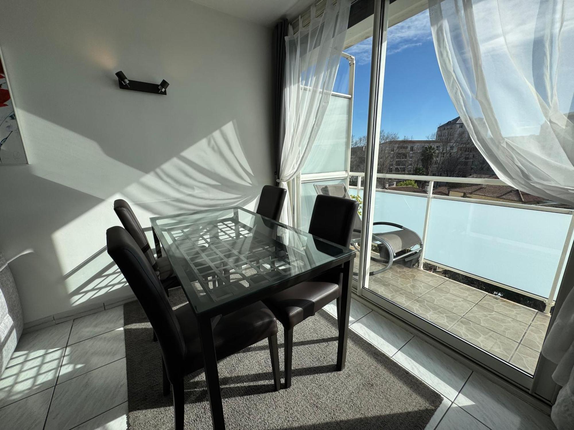 Appartement Port Marianne Montpellier Esterno foto
